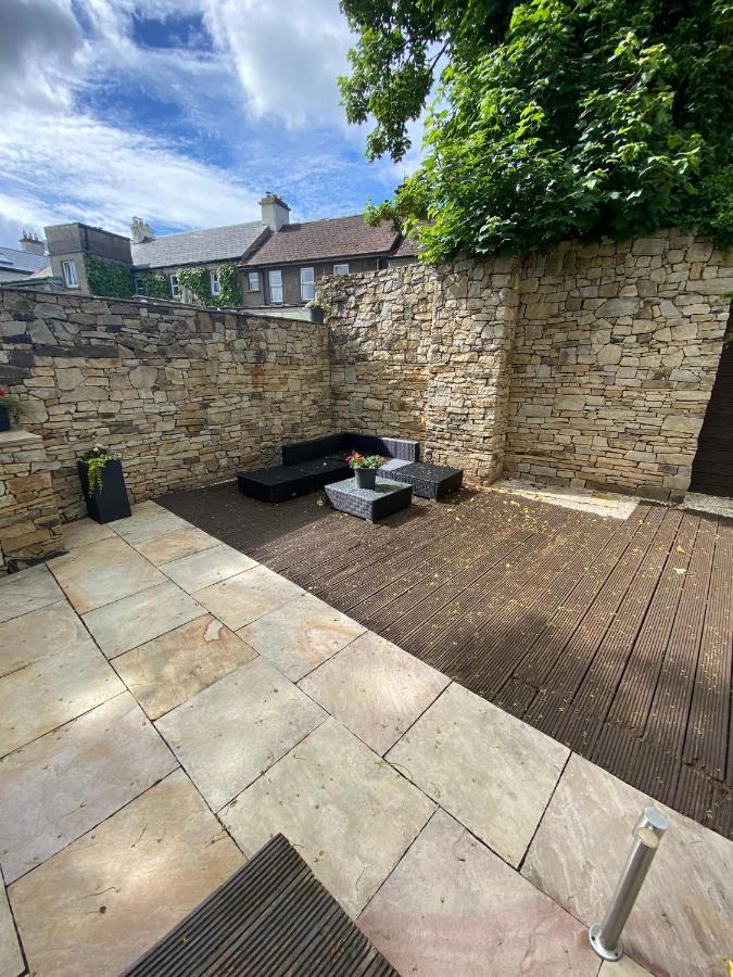 Town Villa With Charming Garden, Bbq Area & Sleeps 6 Cashel  Exterior photo